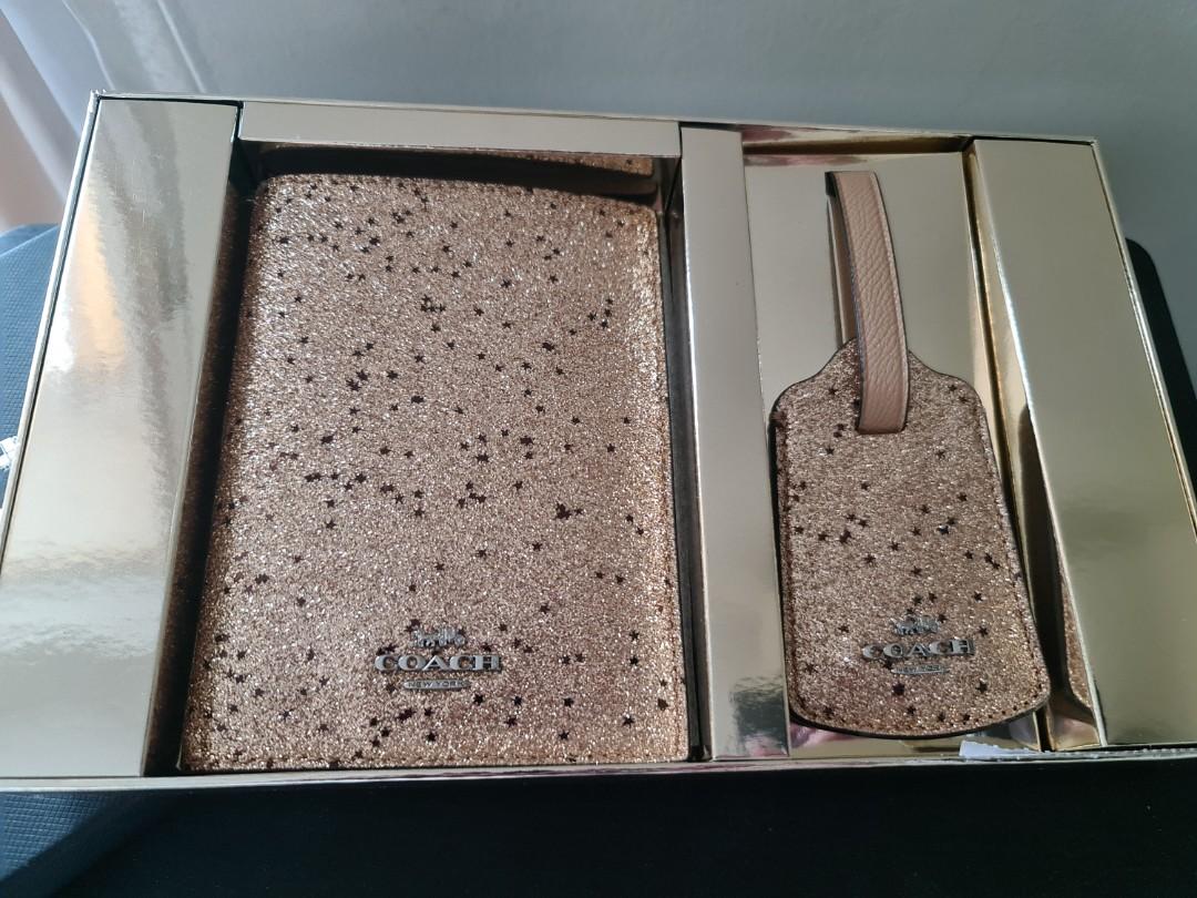 Coach passport holder glitter online