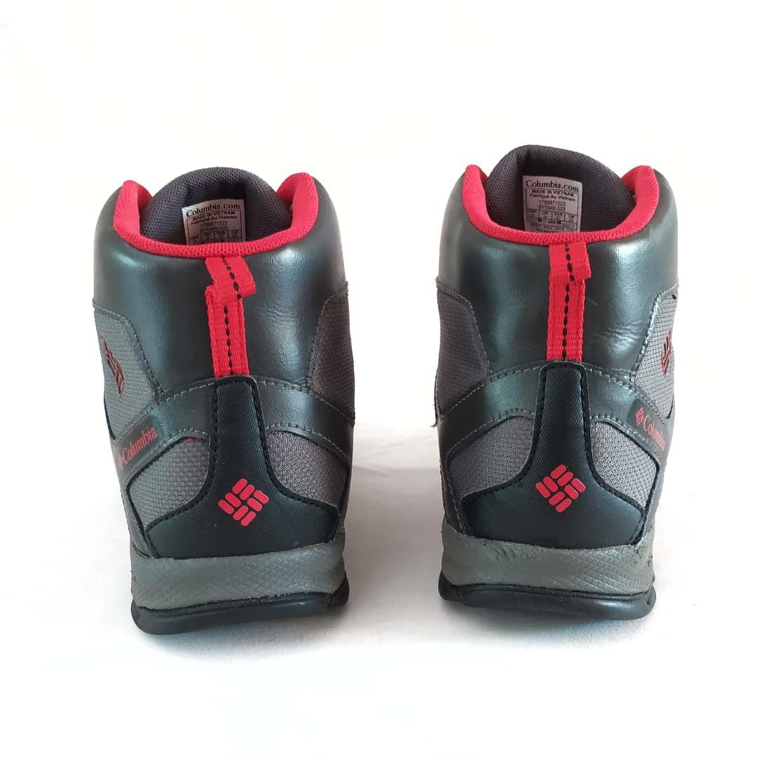 Columbia Hiking boots not Salomon asolo tnf fjallraven arcteryx lowa