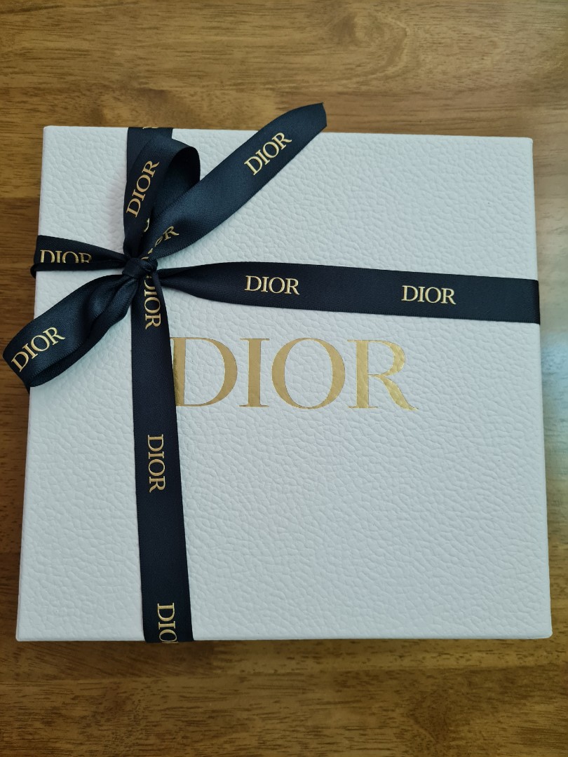 dior gift wrap