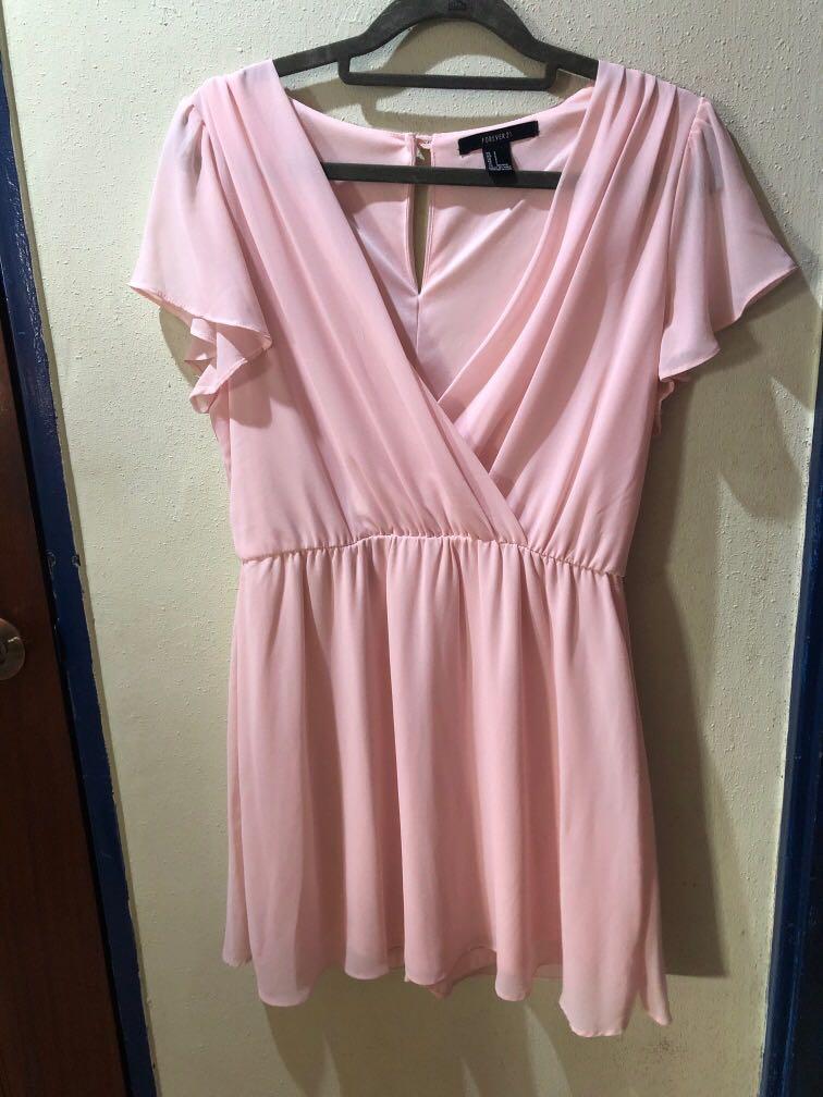 Pink chiffon deals dress forever 21