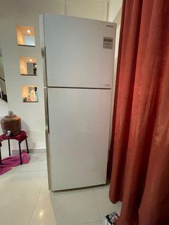 Hitachi Fridge