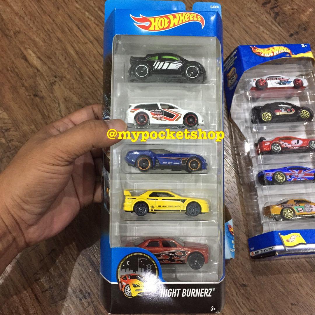 Hot Wheels NISSAN SKYLINE R32 - 5 PACK EXCLUSIVES / 2003 - 2004