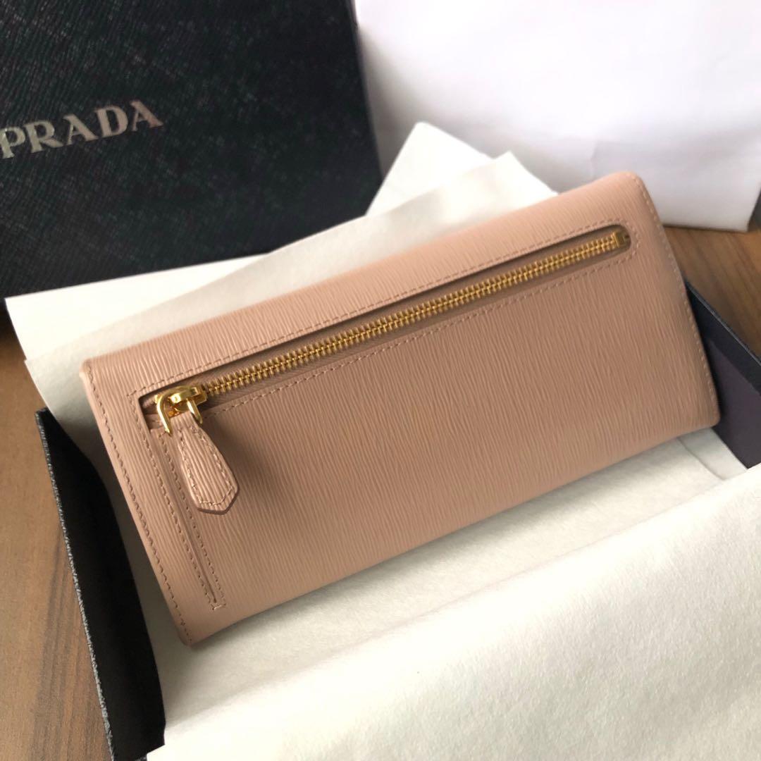 Prada Triangle-logo Saffiano Wallet In Pink