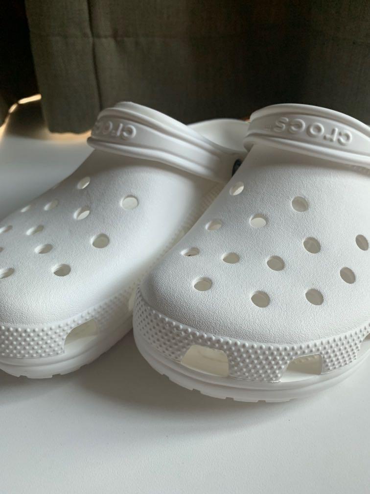 White crocs hot sale womens size 8