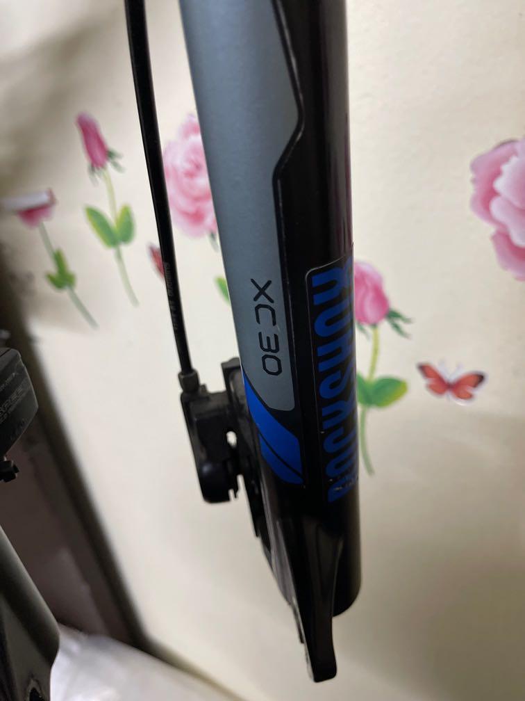 MTB Giant Talon 2 Grey Blue Sports Equipment Bicycles Parts