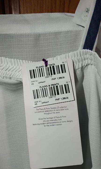 Plains & prints -🎄Super Sale (Category: Blouses) located in Manila. Submitted by chicstuff88 (Listing ID 1131787773, Image 2). Description: 🎄Plains & Prints 🎄super comfy.