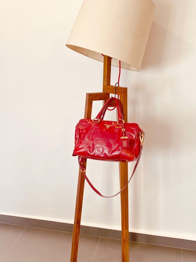 Red vintage bag sales