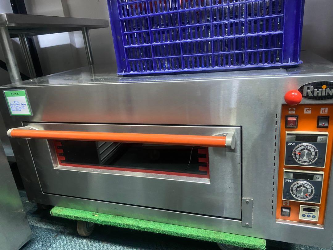 Rhino Electric Single Deck Baking Oven/Rental of commercial kitchen