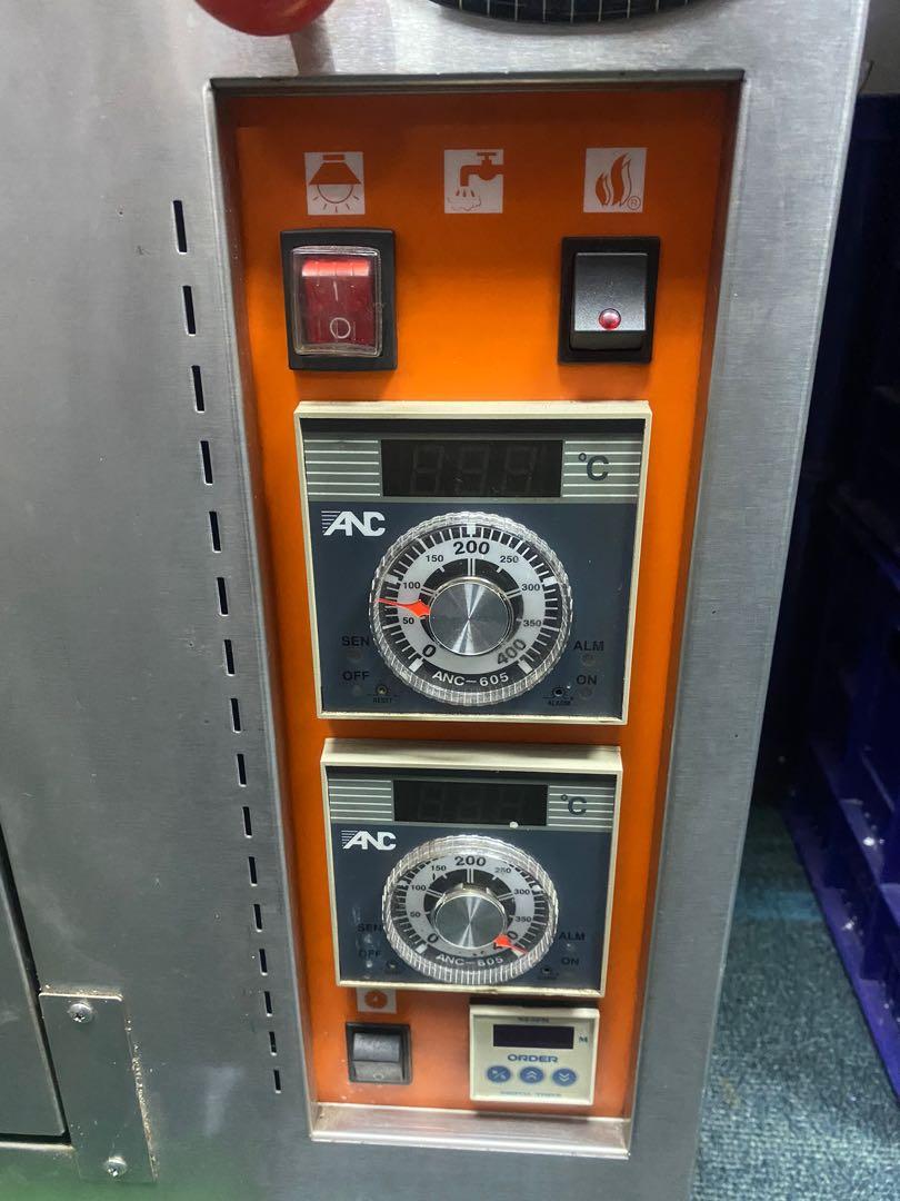 Rhino Electric Single Deck Baking Oven/Rental of commercial kitchen