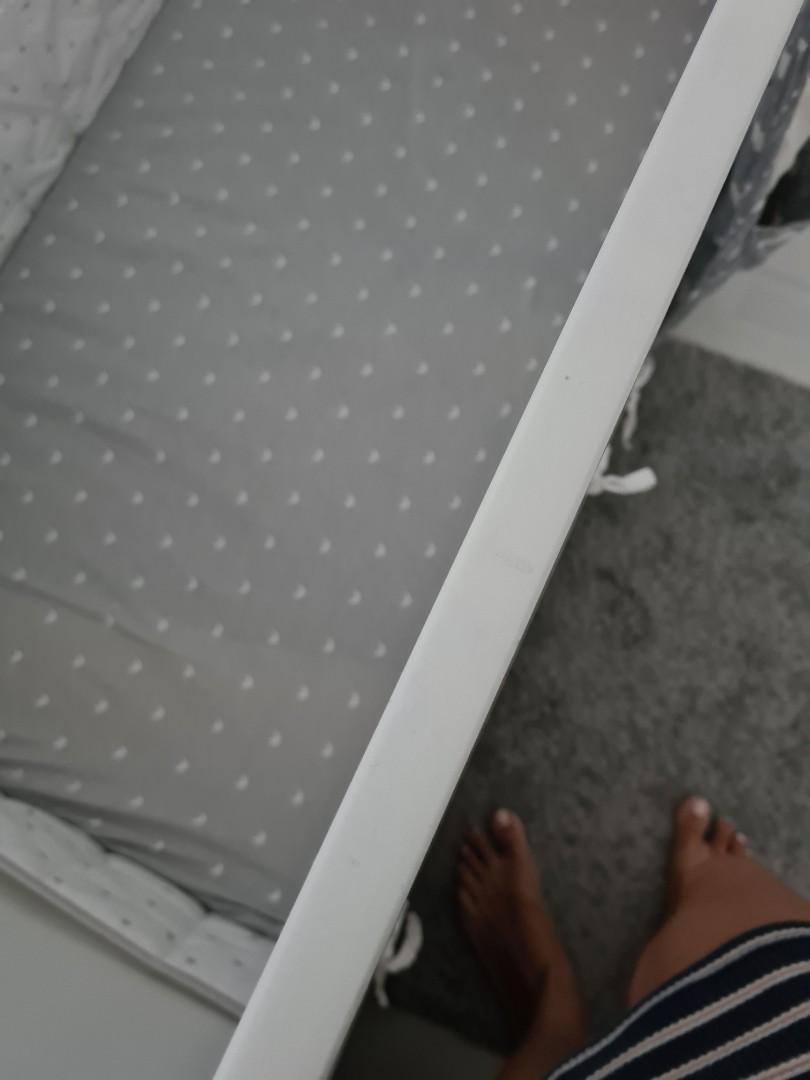 Sell cot, Babies & Kids, Baby Nursery & Kids Furniture, Cots & Cribs on