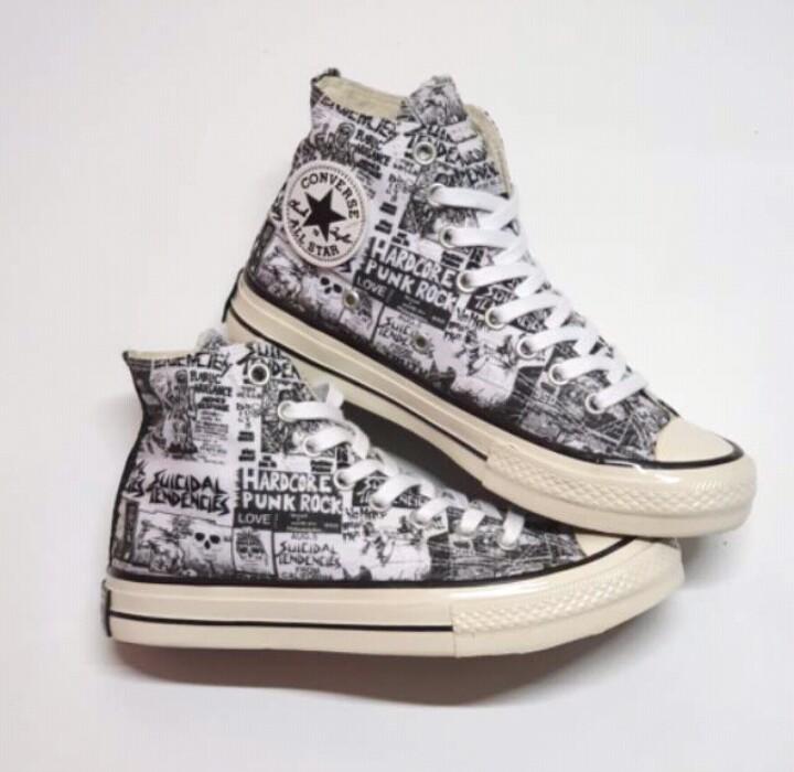 Converse suicidal outlet tendencies harga