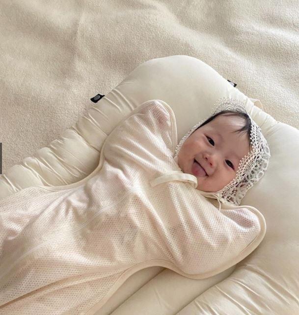 Mesh swaddle discount blanket