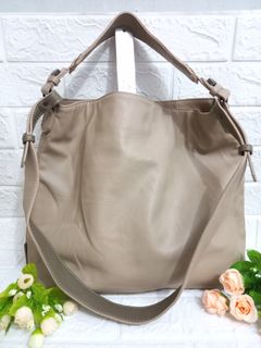 (Kategori: ) berada di . Dikirim oleh dkfcollections (ID iklan 1131706606, Gambar 1). Deskripsi: .