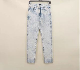 (Category: ) located in . Submitted by simplicitystylish (Listing ID 1131716650, Image 1). Description: .