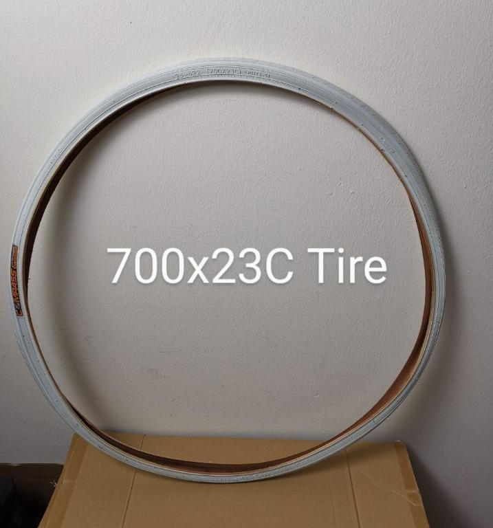 700 23c bike on sale tires