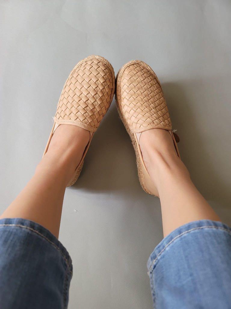 Human premium ballet discount flats