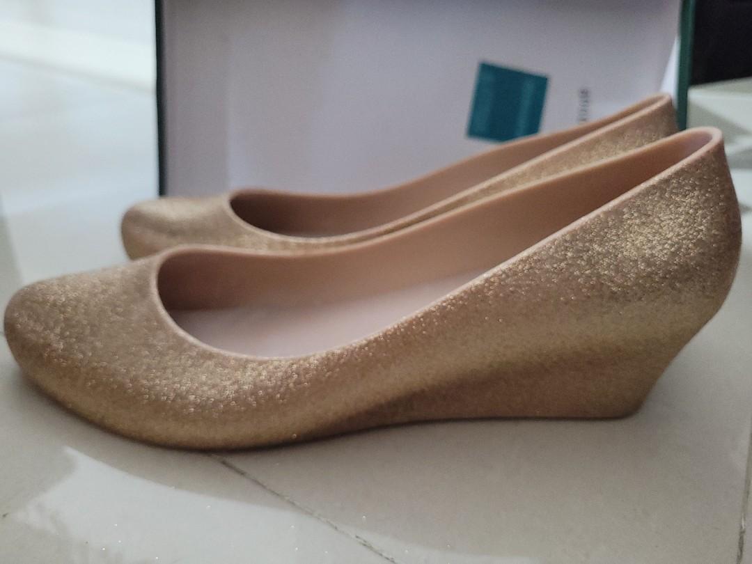 Party wedding shimmer gold shoes Women s Fashion Footwear