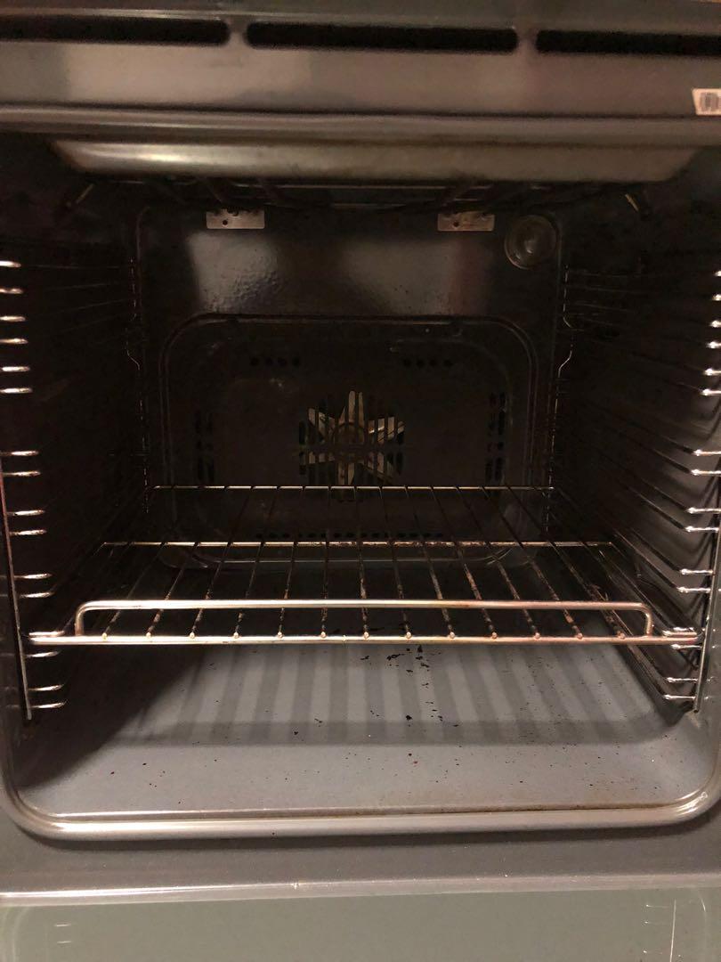 ARISTON built in oven (need to replace motherboard on your cost), TV