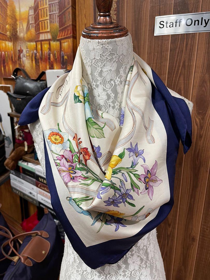 gucci scarf serial number
