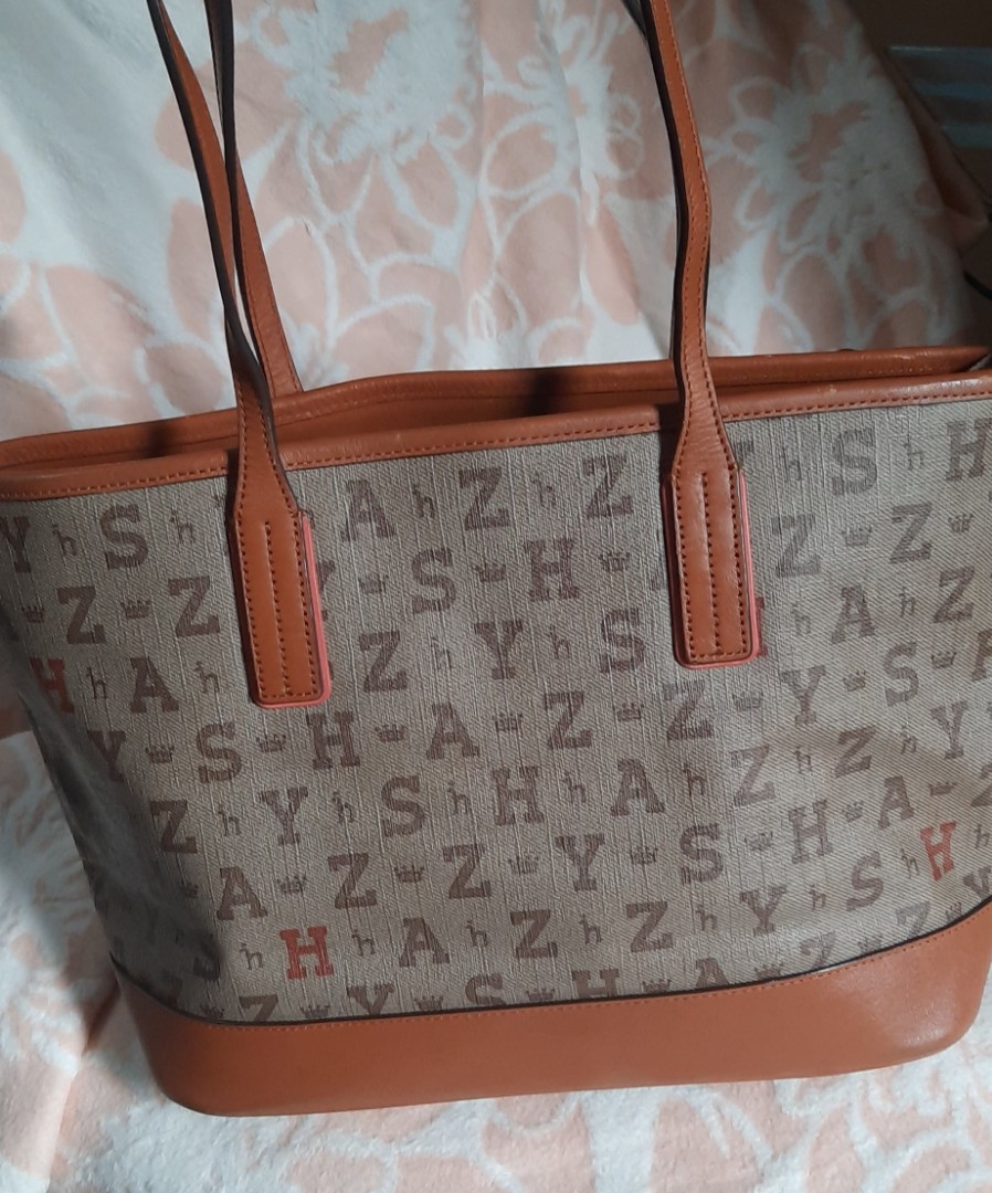 Hazzys tote bag hotsell price
