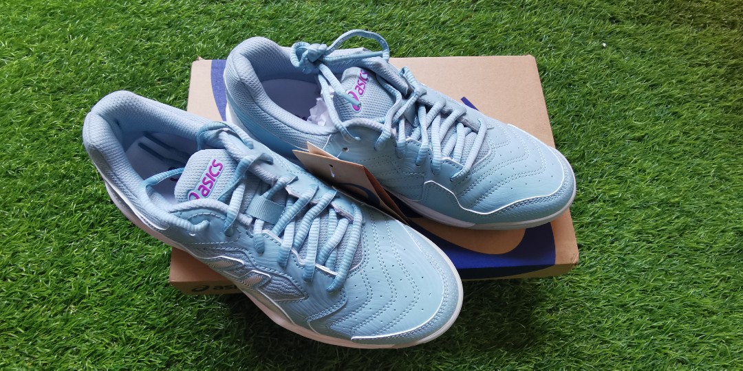 Brand new tennis shoes asics Sports Equipment Other Sports