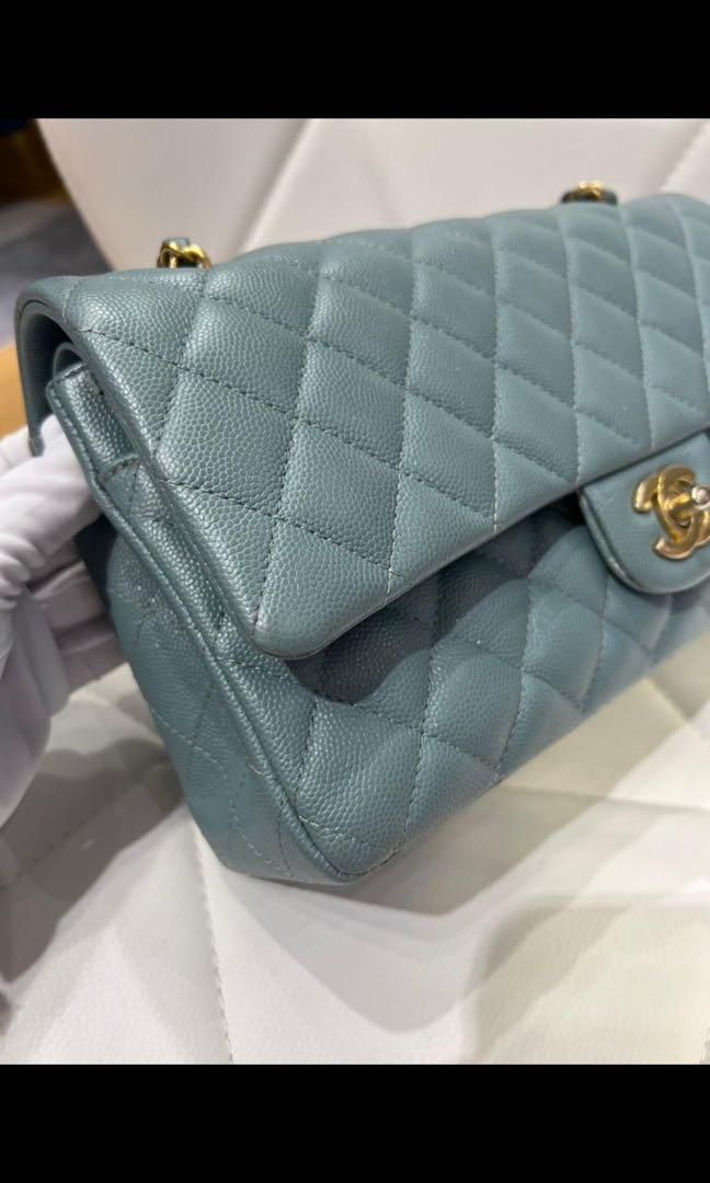 Chanel 18c sale iridescent