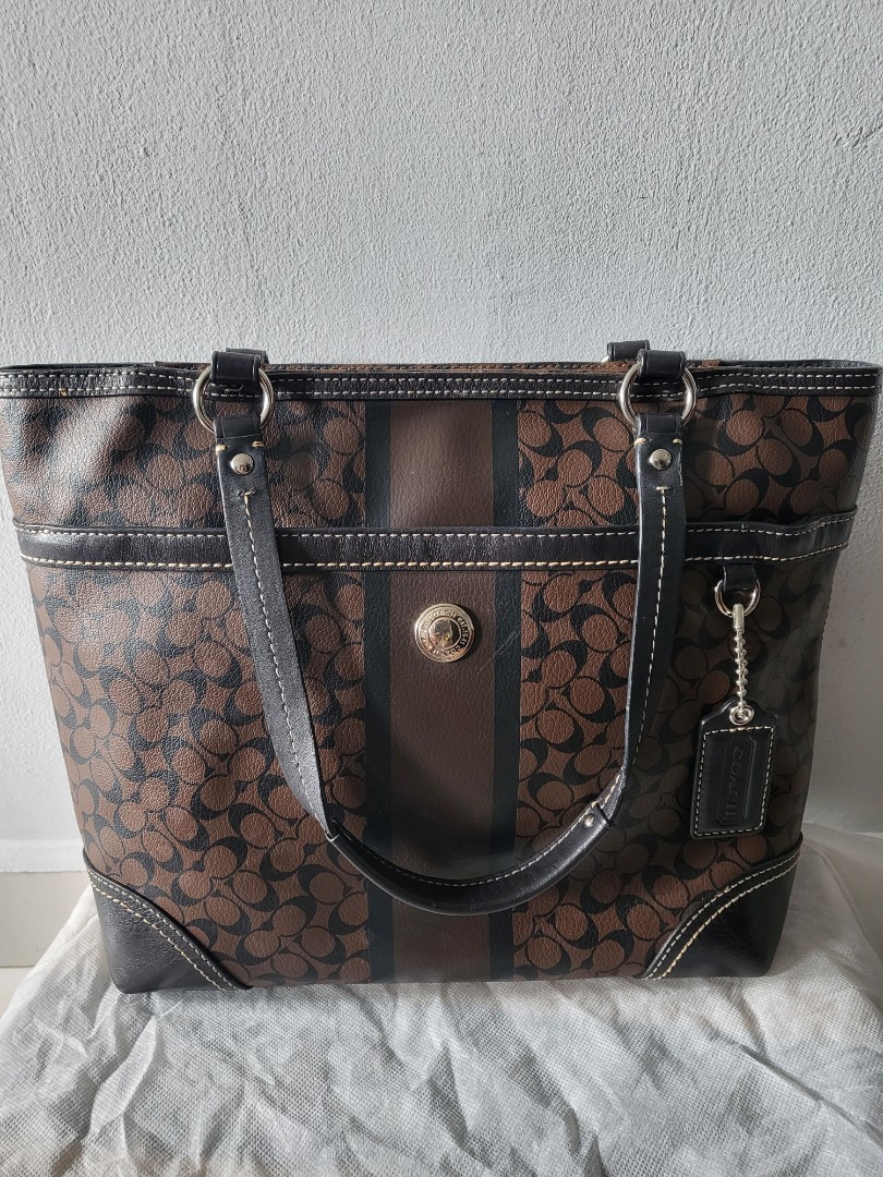 Coach shopping bag, Women's Fashion, Bags & Wallets, Shoulder Bags on