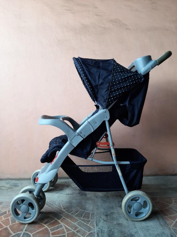Enfant Stroller (Category: Strollers) located in Caloocan City. Submitted by beadazzle (Listing ID 1131902171, Image 2). Description: Needs to be washed. Kept in the storage for a while. Images of flaws also uploaded. Belt needs to be replaced..