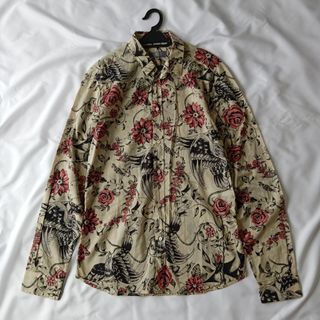 (Category: ) located in . Submitted by Ladiesprelovedclothes (Listing ID 1131889582, Image 1). Description: .