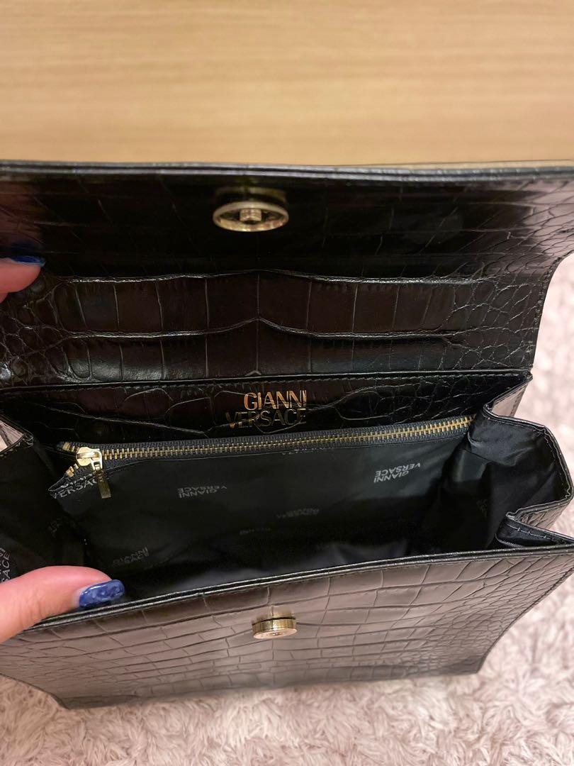 Gianni Versace Vintage Handbag, 名牌, 手袋及銀包- Carousell