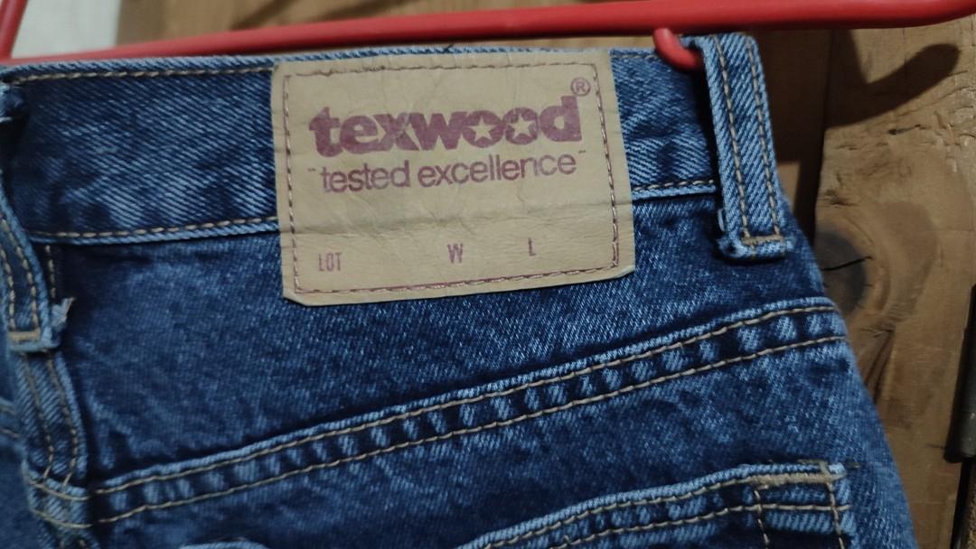 hw dark wash cropped texwood jeans 
