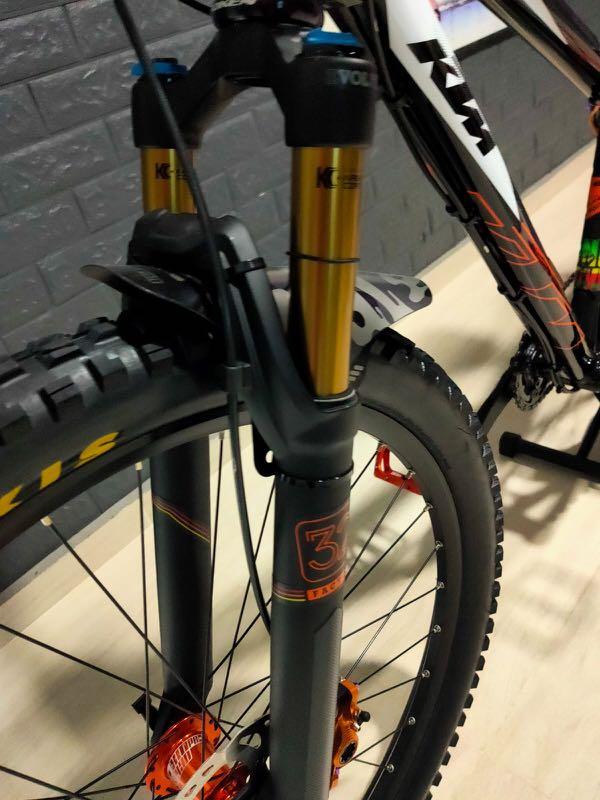 KTM mountain Bike, Sports Equipment, Bicycles & Parts, Bicycles on