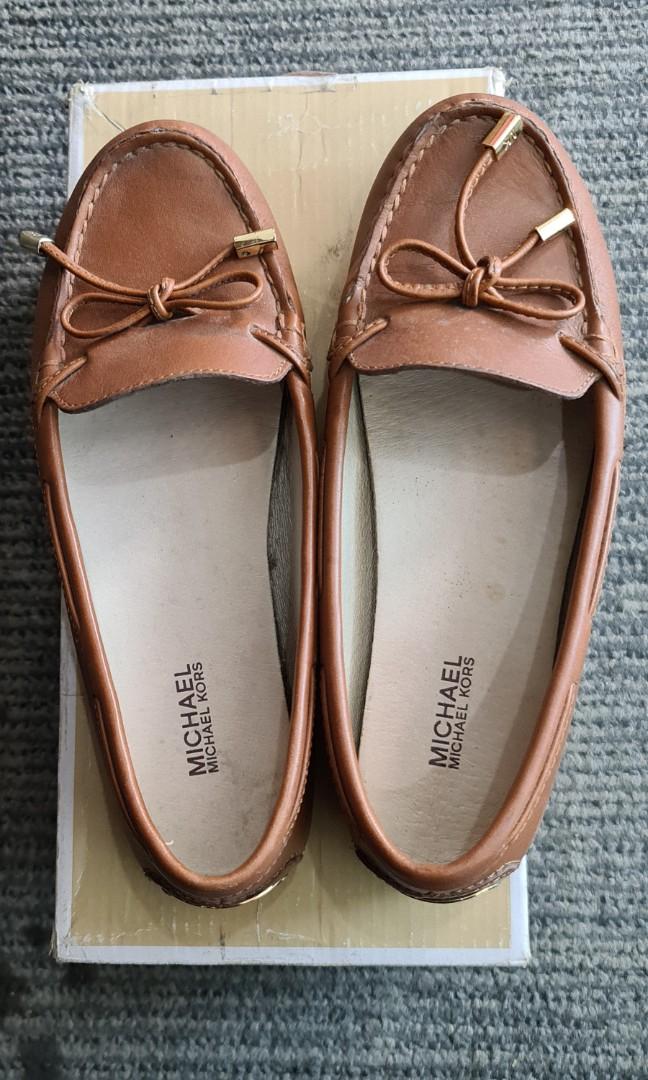 MK brown loafers, Women's Fashion, Footwear, Loafers on Carousell