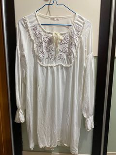 （分類：）位於 。 由 oliveroo 提交（商品編號 1131978458，圖片 1）。簡介： 。