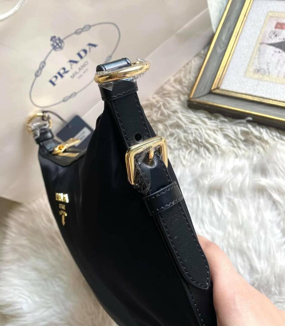 Free Shipping👜New❗Authentic Prada Sling Bag (Category: Luxury Bags & Wallets) located in Santa Cruz. Submitted by janelovebagswatchesshoesph (Listing ID 1131994828, Image 2). Description: with complete inclusion.