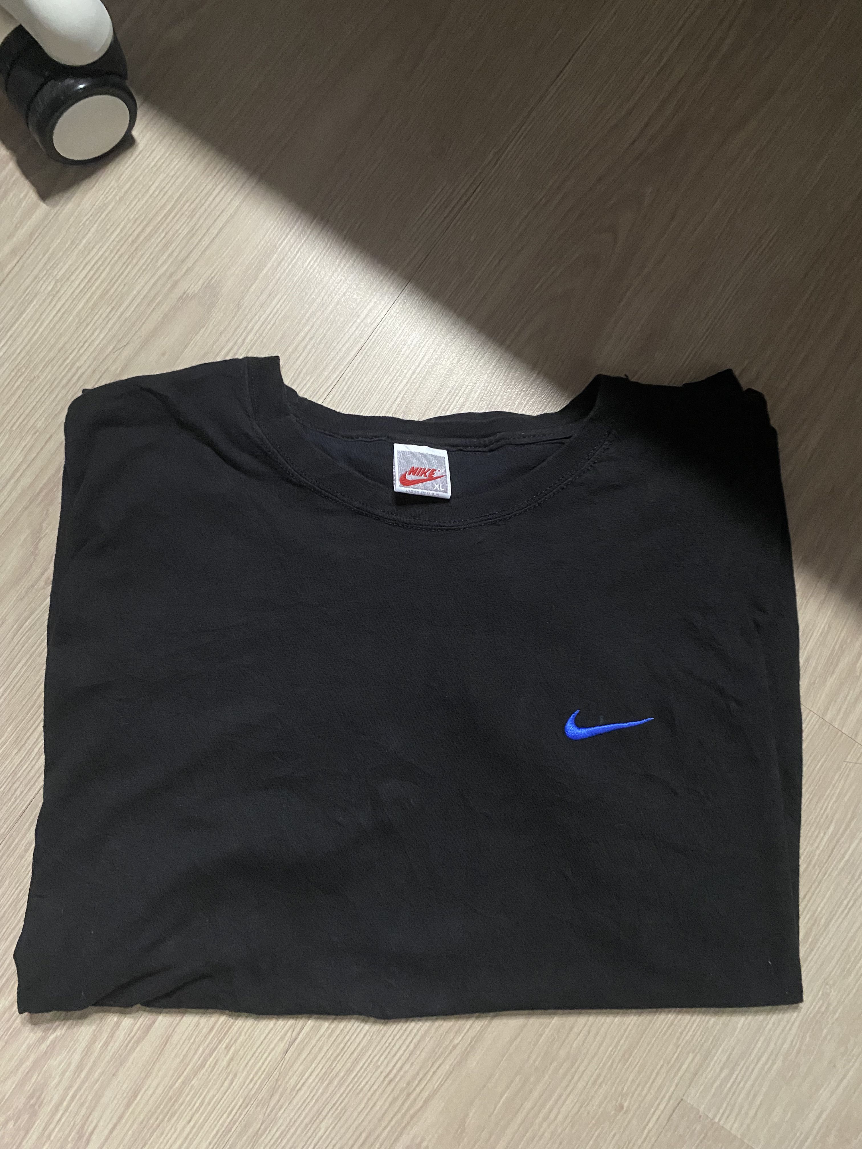 Nike essentials tee, Men's Fashion, Tops & Sets, Tshirts & Polo Shirts on Carousell
