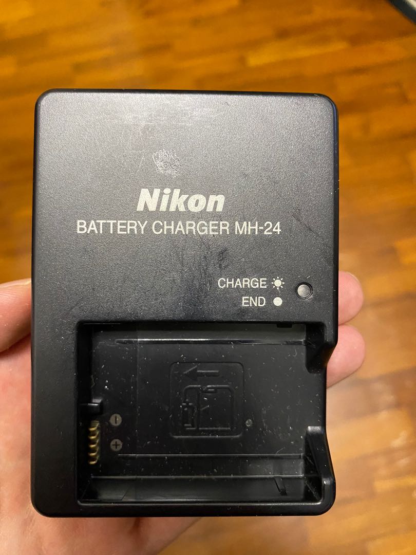 Nikon Original Battery Charger MH24, Photography, Photography
