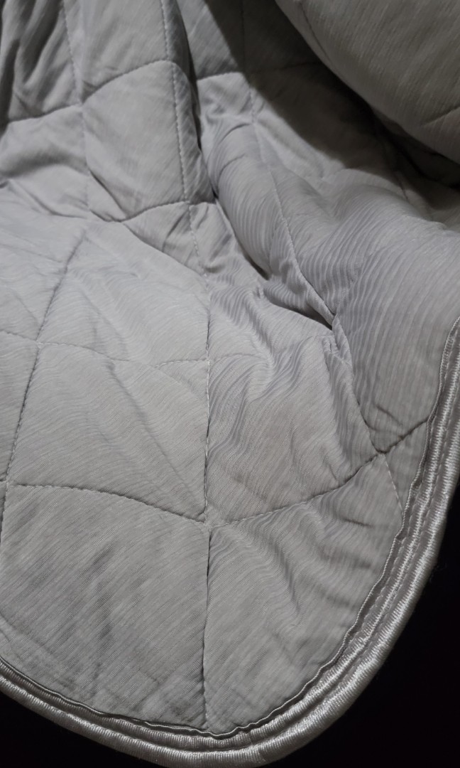 Nitori bed pad, Furniture & Home Living, Home Decor, Other Home Decor