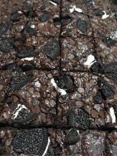 Oreo Fudge Brownies & Chocolate Crinkles for ur Xmas Giveaways