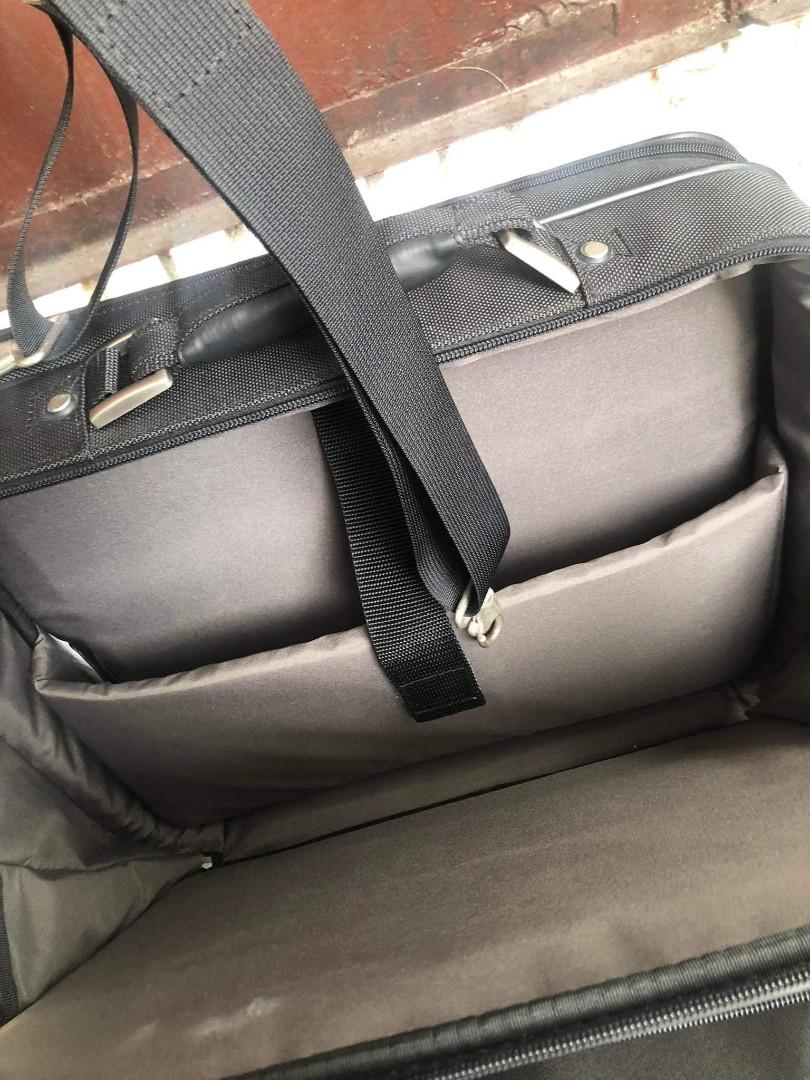 Samsonite document bag, Men's Fashion, Bags, Briefcases on Carousell