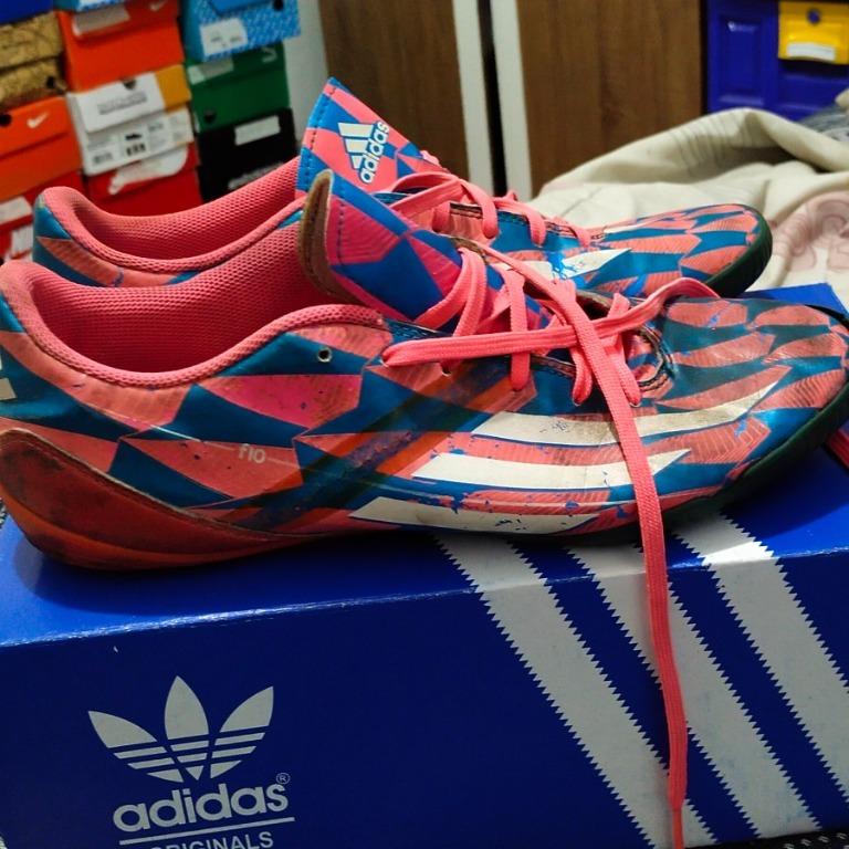 Sepatu deals adidas mercurial