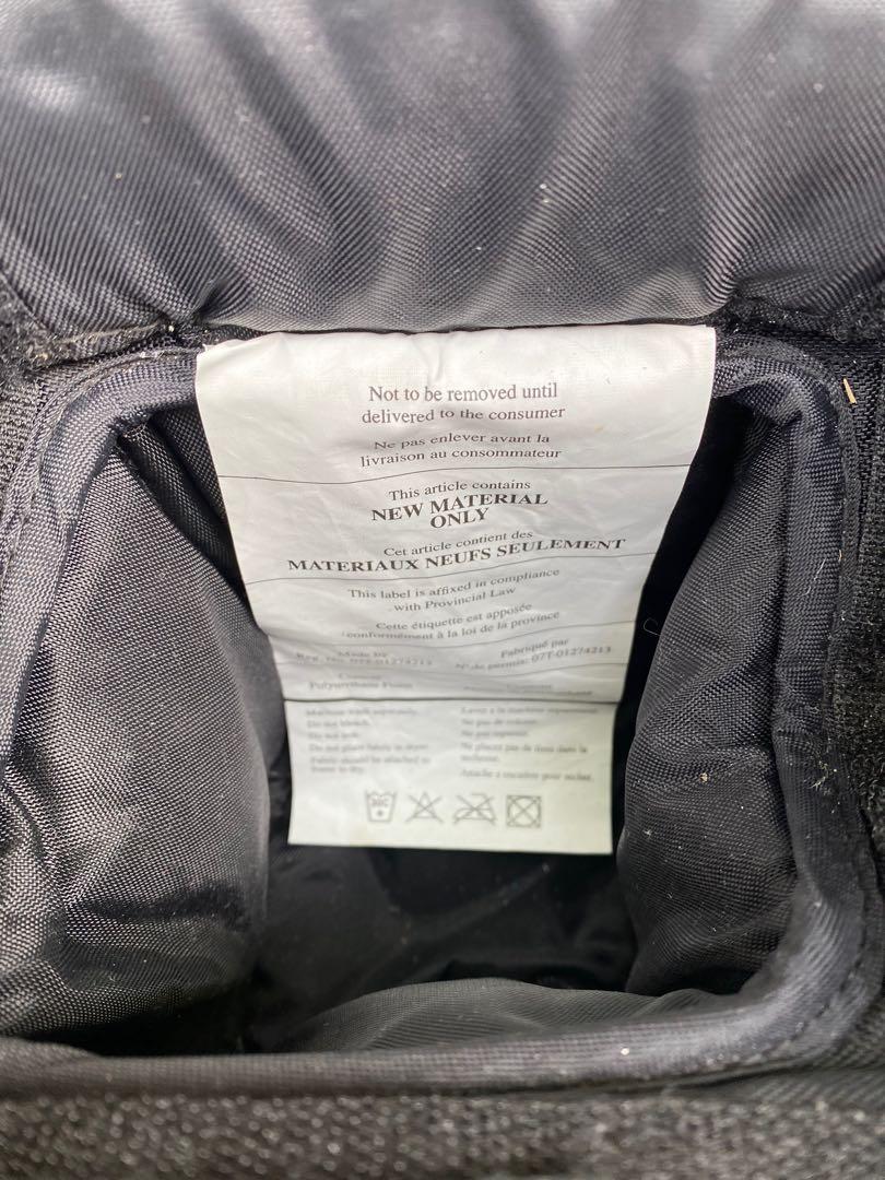 Stroller (Category: Strollers) located in Singapore. Submitted by hipsterh (Listing ID 1131890488, Image 4). Description: First come first serve .
