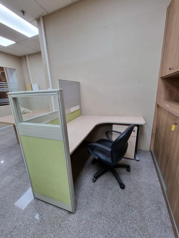 Used office furnitures, Furniture & Home Living, Furniture, Tables