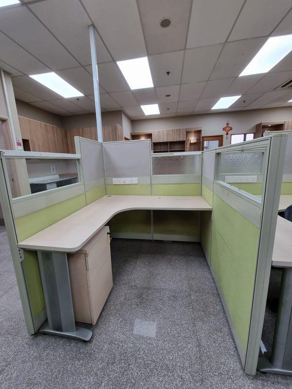 Used office furnitures, Furniture & Home Living, Furniture, Tables