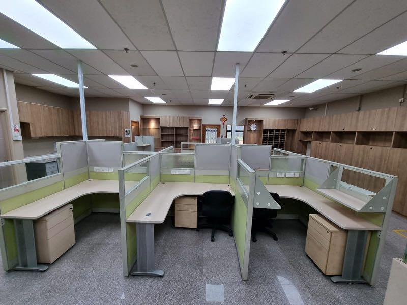 Used office furnitures, Furniture & Home Living, Furniture, Tables