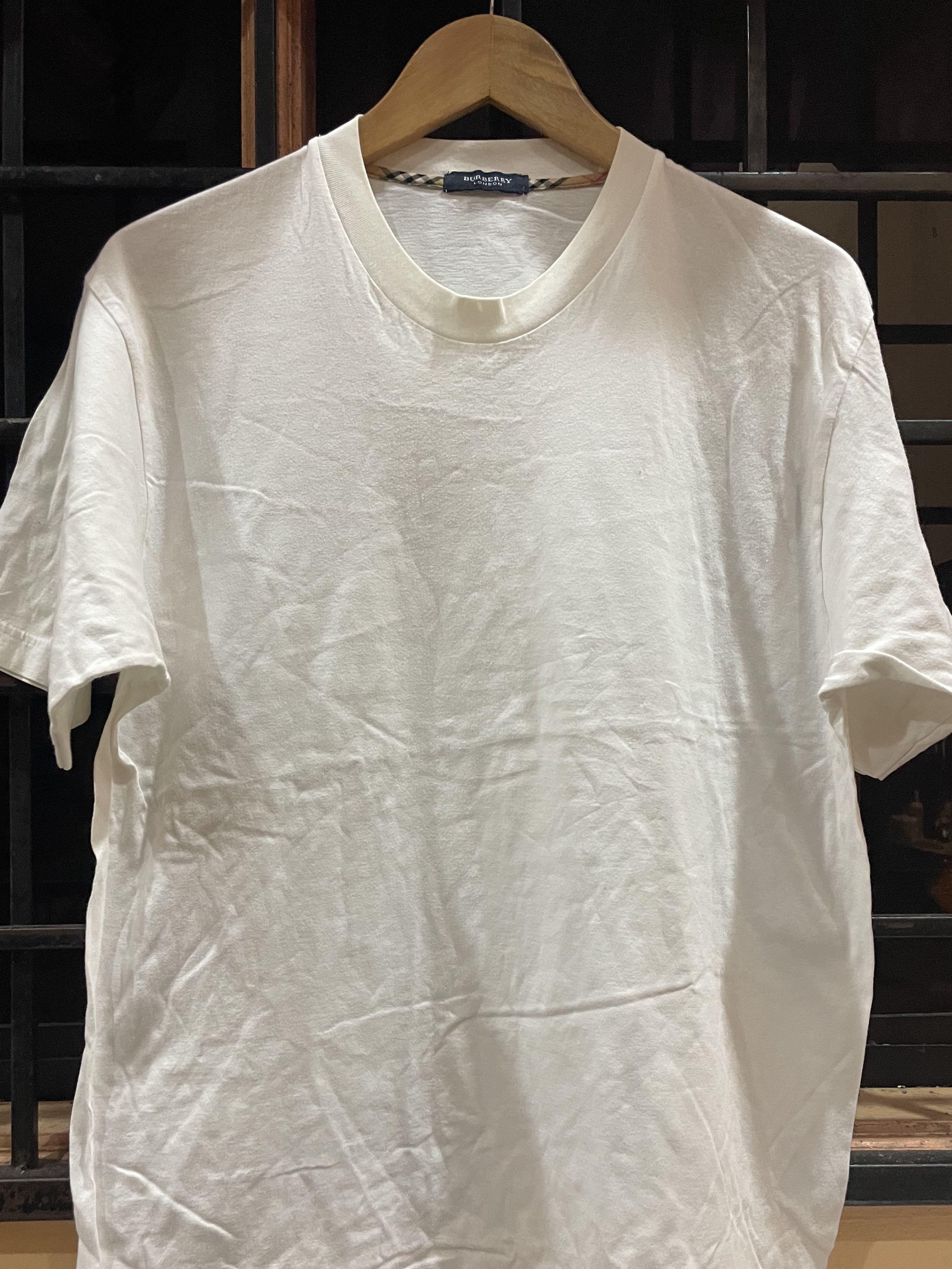Burberry plain t shirt deals