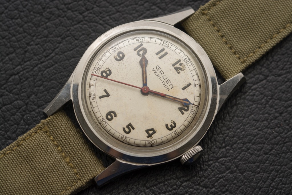 Thin sale military watch