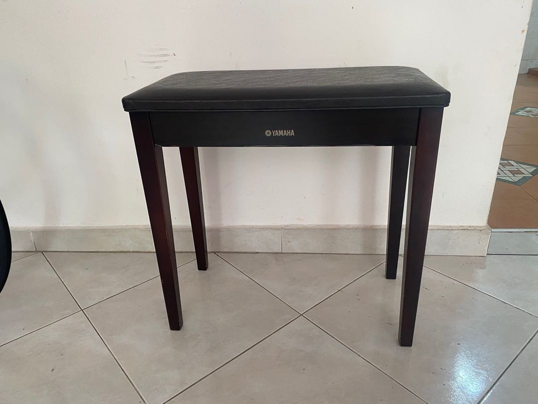 Yamaha Chair for organ/keyboard, Furniture & Home Living, Furniture