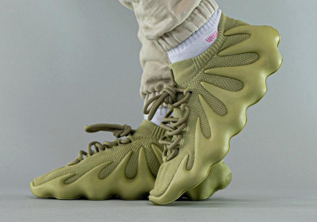 Adidas yeezy hotsell olive green