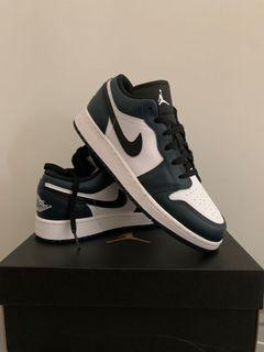 (US 6.5Y) Air Jordan 1 Low - Dark Teal/Armour Navy, Men's Fashion, Footwear, Sneakers on Carousell